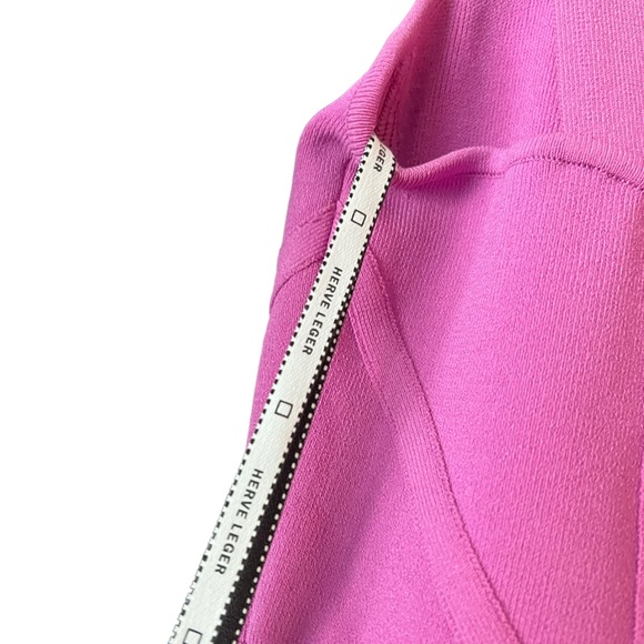 NWT HERVE LEGER PARIS DRESS 💕 PERFECT VALENTINE’S DAY DRESS! - Picture 4 of 9